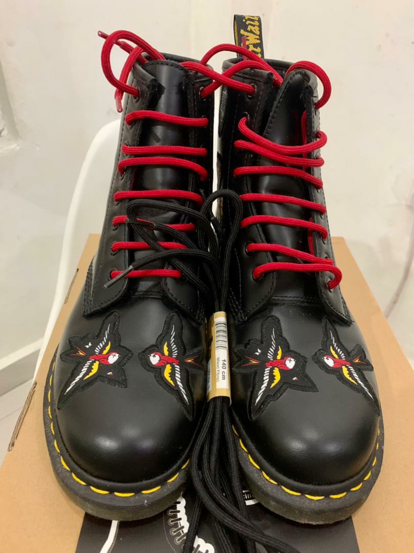 Dr martens flores on sale