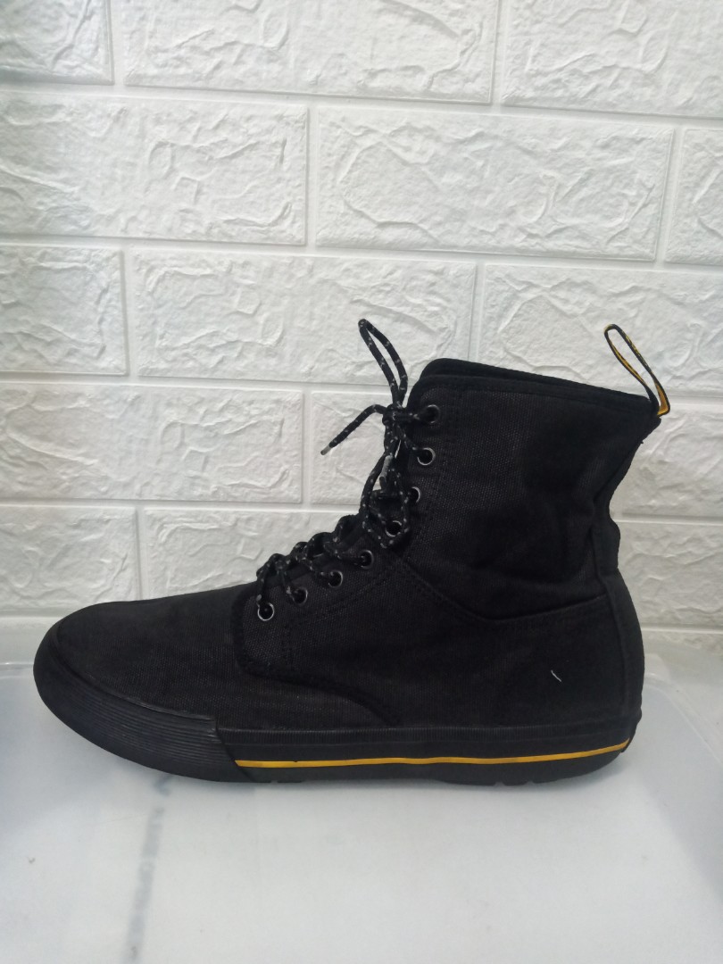 Dr martens winsted canvas review online