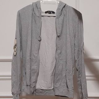 (Category: ) located in . Submitted by ecahpreloved (Listing ID 1092276279, Image 1). Description: .