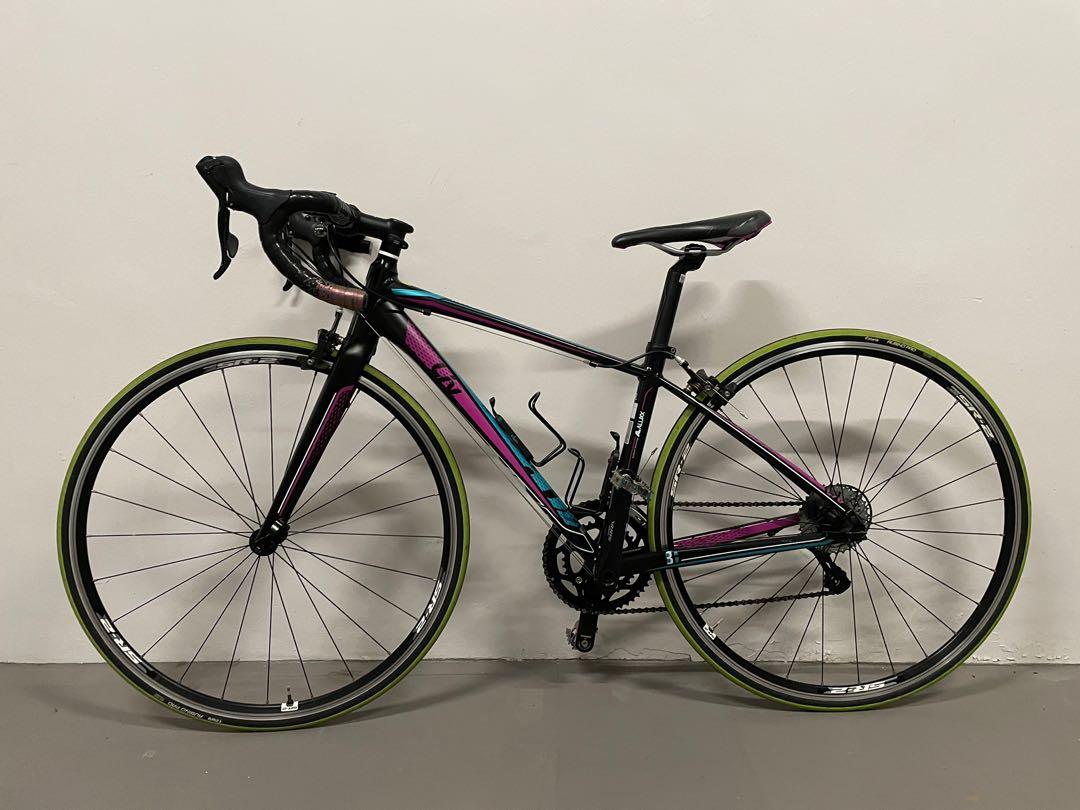 Giant Liv Avail 3 Sports Equipment Bicycles Parts Bicycles on