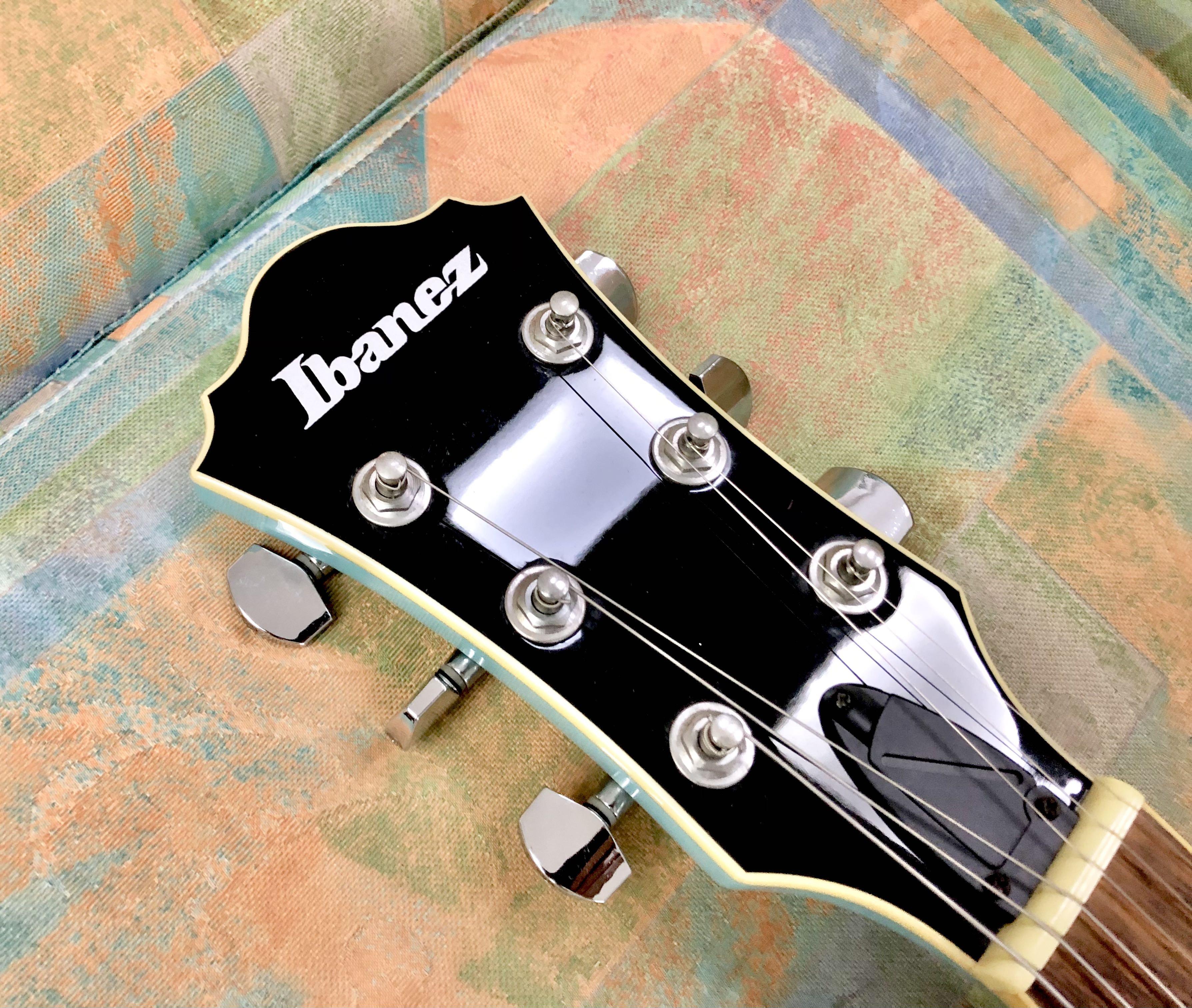 ibanez artcore vibrante as63
