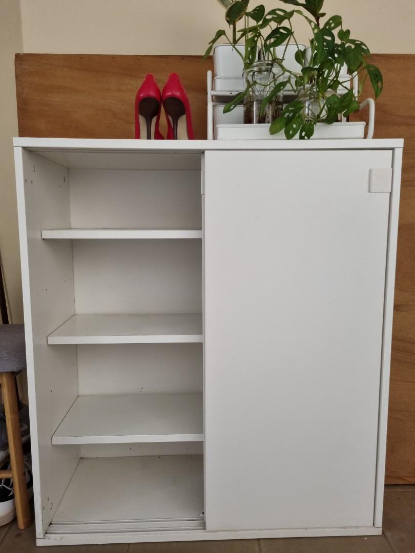 Mackapar shoe cabinet top