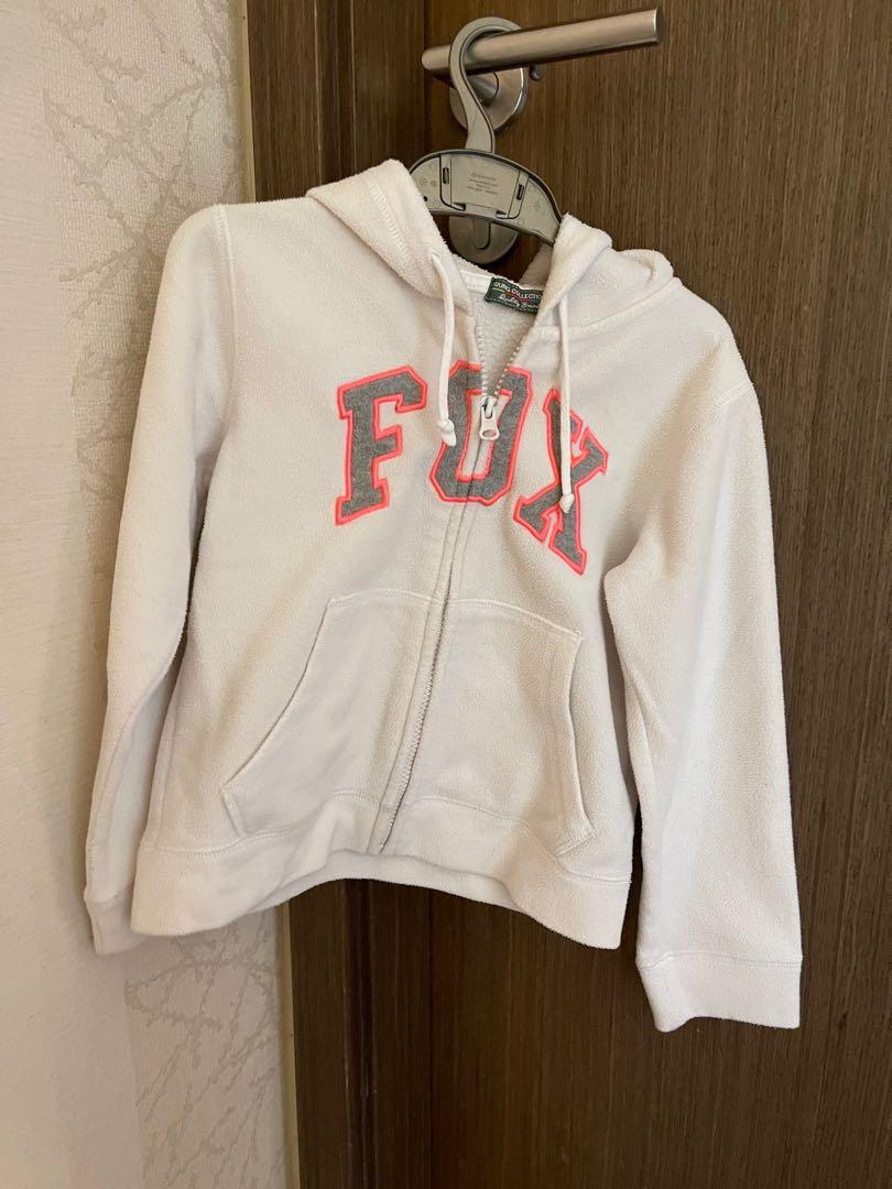 Kid Jacket (Category: Coats, Jackets and Outerwear) located in Singapore. Submitted by eileenochua (Listing ID 1092288198, Image 1). Description: Good condition and very comfy..