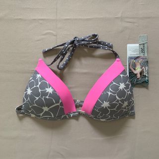 (Category: ) located in . Submitted by nmalemania (Listing ID 1092338796, Image 1). Description: .