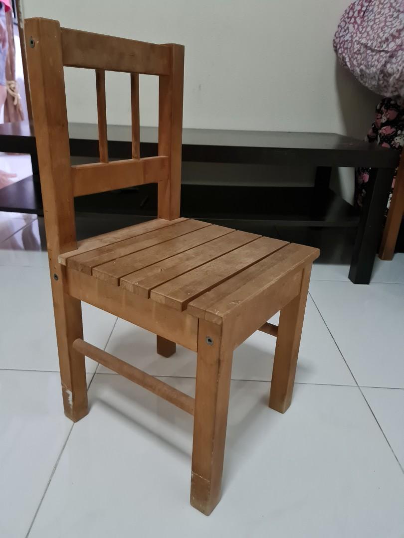 moving chair wooden