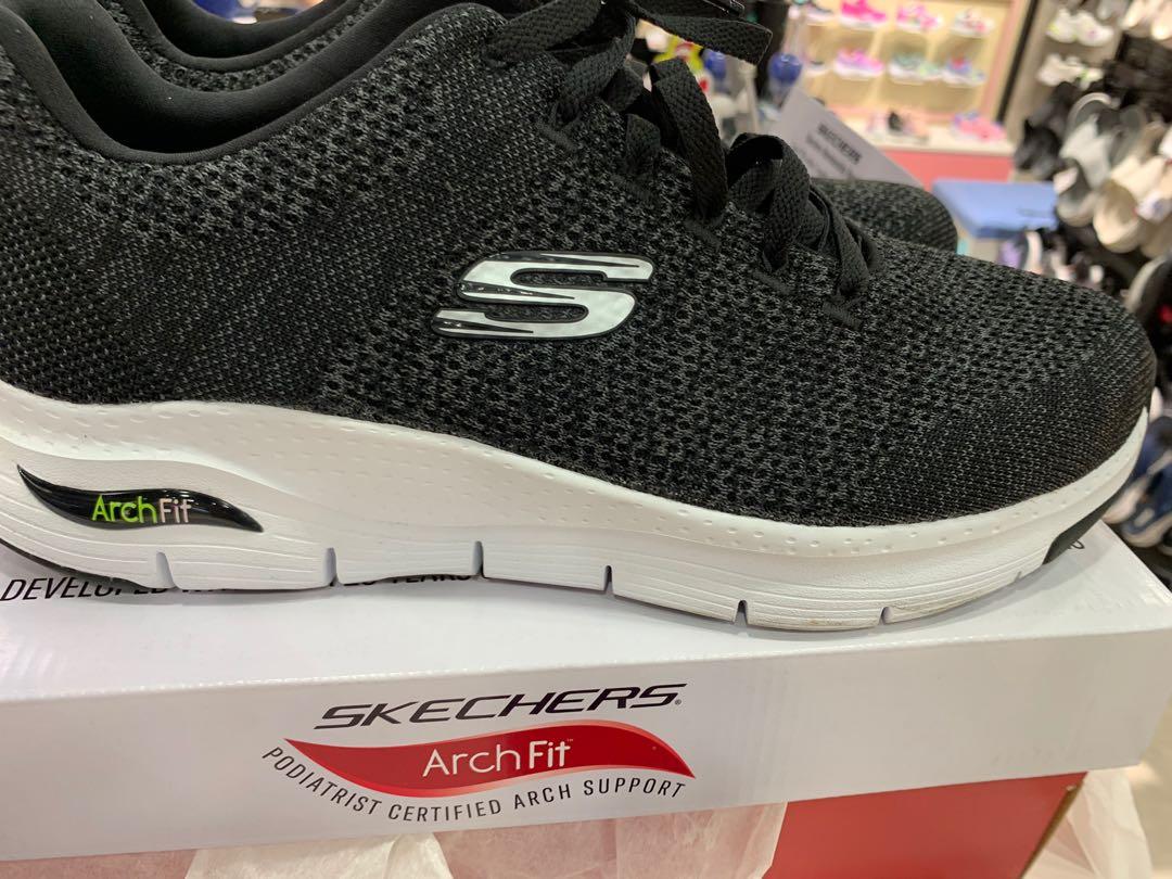Arch fit running shoes clearance