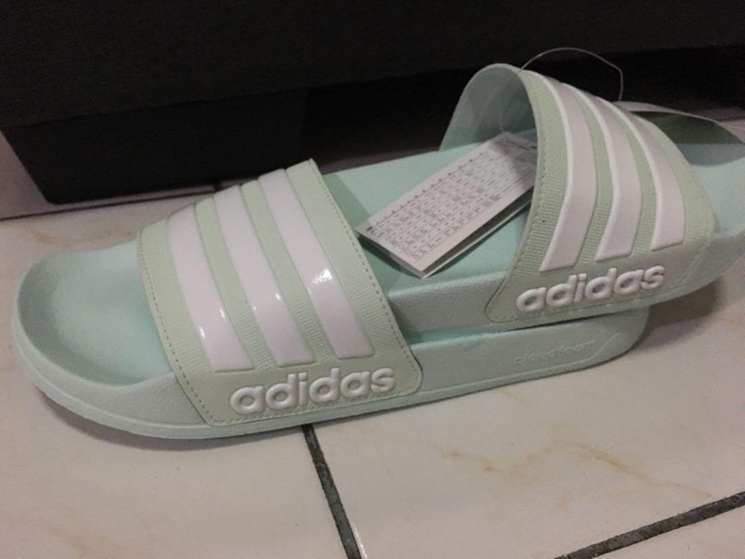 mint nike slides
