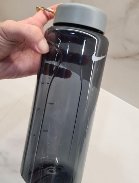 NIKE Water Bottle 1L Sports Equipment Other Sports Equipment and Supplies on Carousell