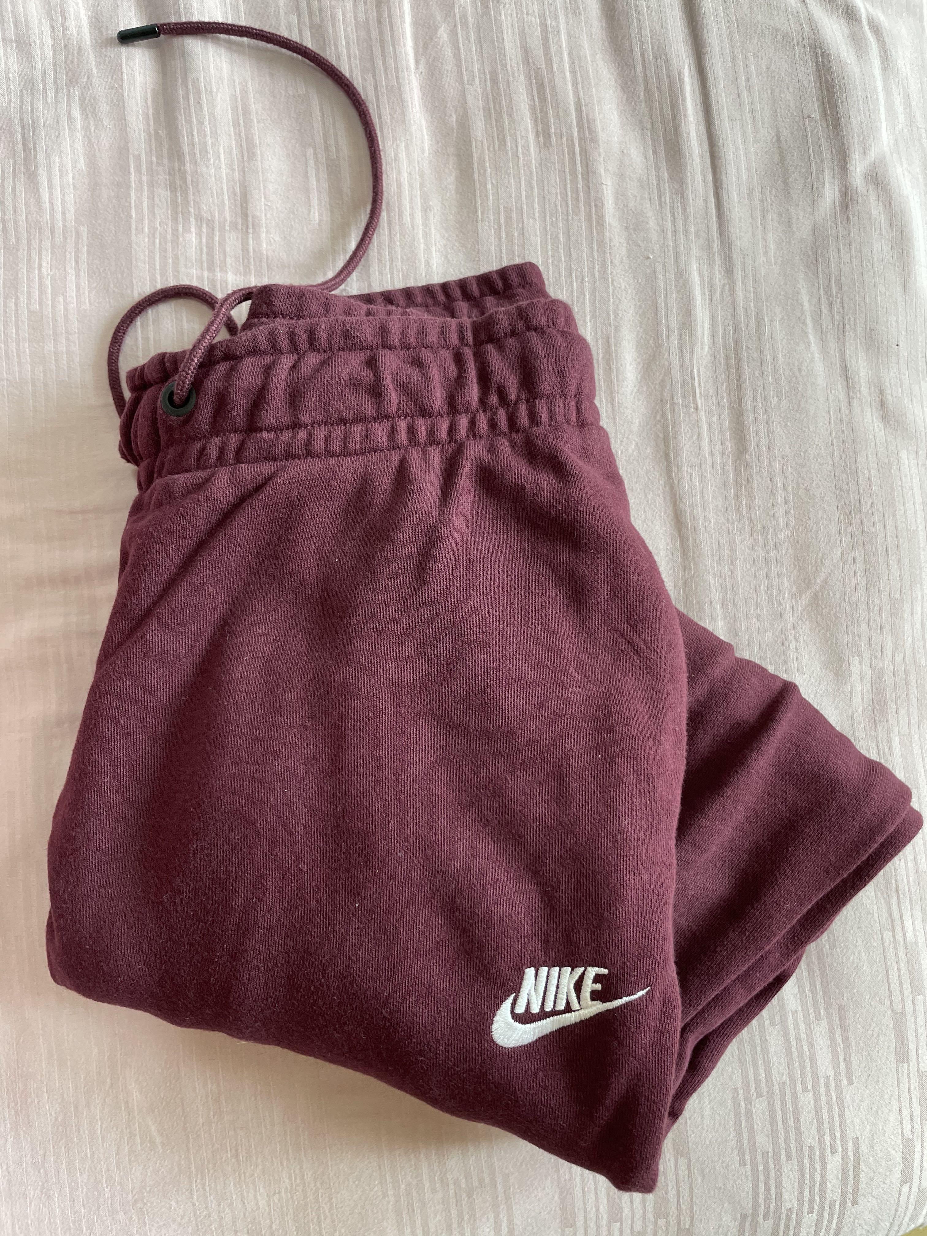 Maroon nike best sale sweats