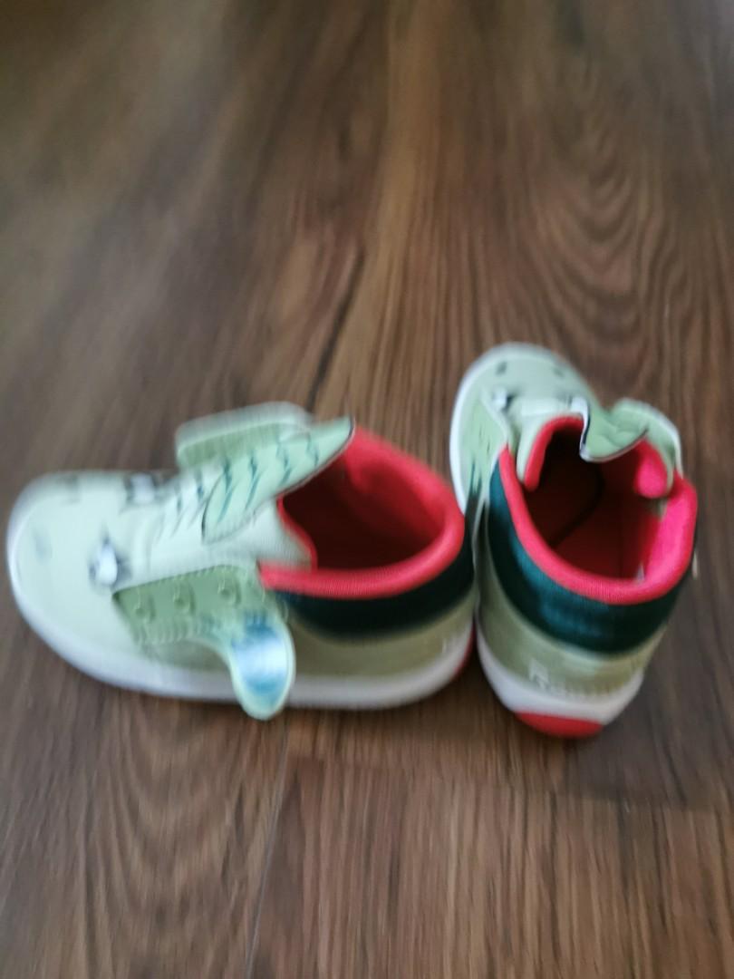 Reebok peek n fit cheap