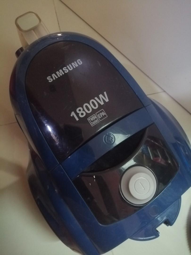 Samsung Air track canister vacuum cleaner, TV & Home Appliances, Vacuum
