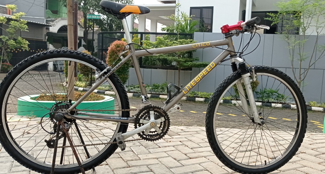 Sepeda mtb 26 vintage jadul classic retro sepeda gunung, Olah Raga, Sepeda  di Carousell