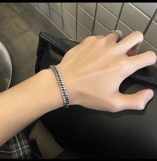 (Category: ) located in . Submitted by yonghuui (Listing ID 1092219846, Image 1). Description: .