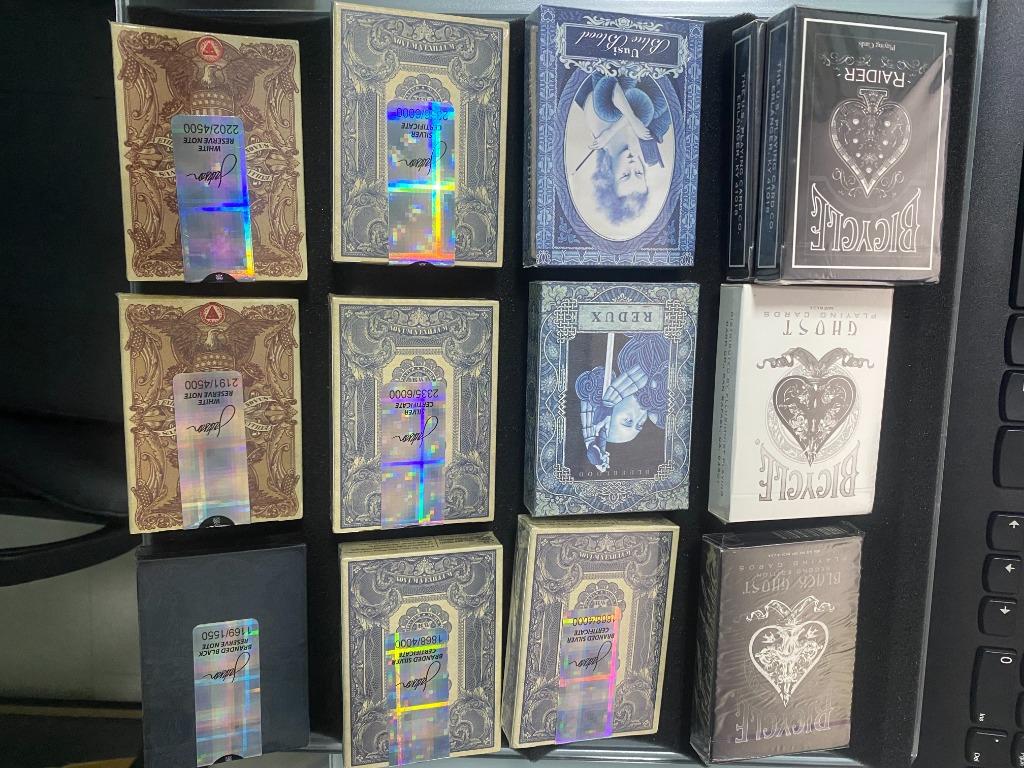 FAST DEAL : $450] SUPER SUPER RARE! Federal 52 Black Reserve Note Red  Branded Unbranded Playing Cards Set *Numbered* , Hobbies & Toys,  Memorabilia & Collectibles, Vintage Collectibles on Carousell