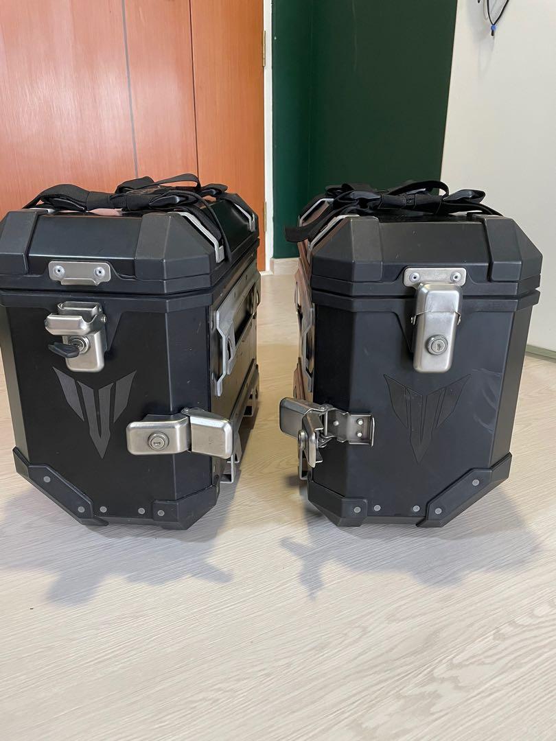 mt09 panniers