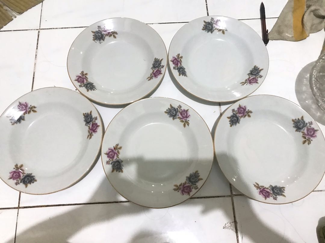 TAKE ALL PIRING KERAMIK KLASIK CHINA, Kitchen & Appliances di Carousell