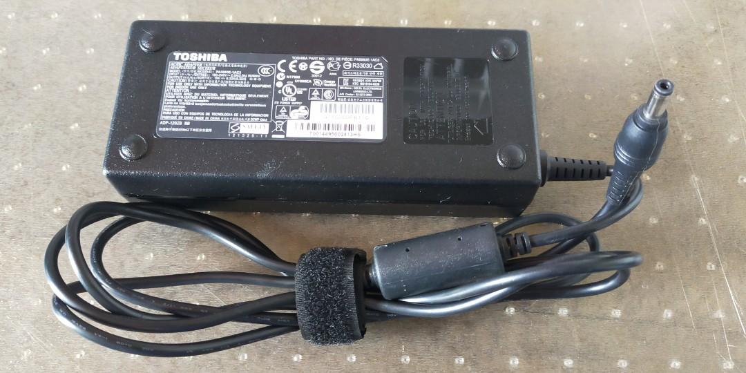 Toshiba Original Laptop Adaptor (Category: Chargers) located in Paranaque City. Submitted by seb_trading (Listing ID 1092184251, Image 1). Description: working condition 19volts DC 6.32A 220volts (autovolt) good as new with power cord.