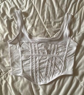 (Category: ) located in . Submitted by ashyluna (Listing ID 1092336992, Image 1). Description: .