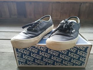 (Category: ) located in . Submitted by ridlapar (Listing ID 1092343082, Image 1). Description: .