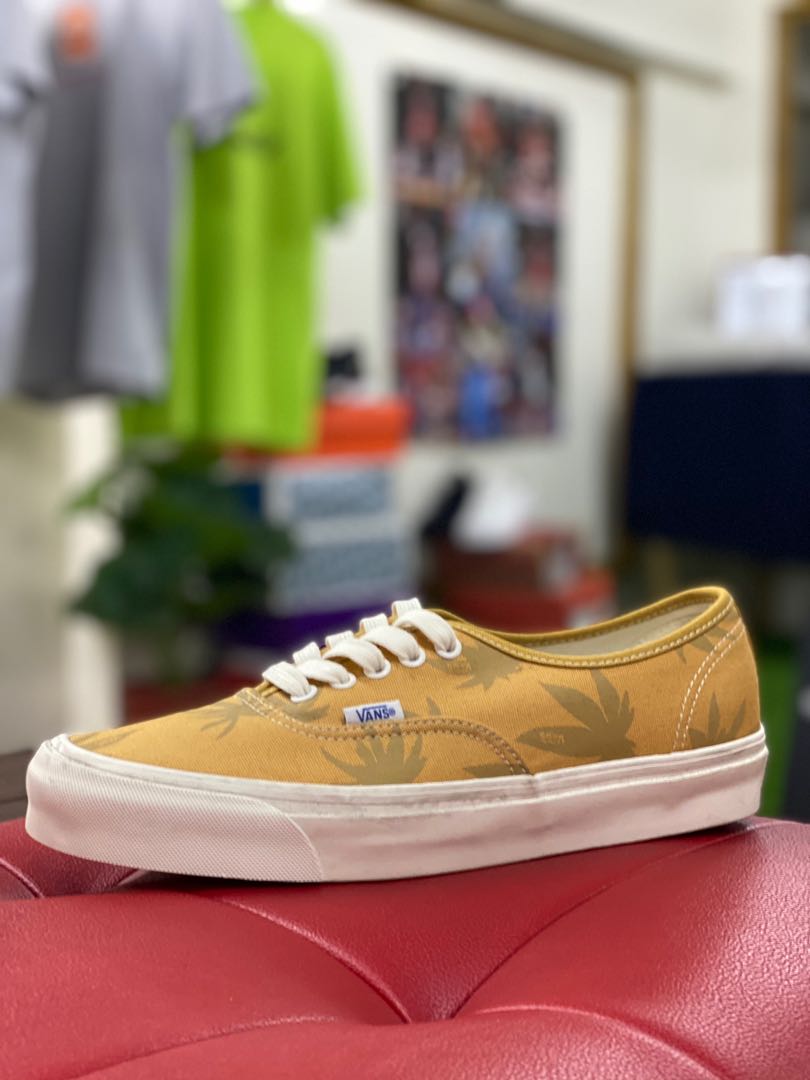 vans vault authentic yellow