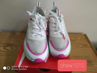 （分類：）位於 。 由 shaw1010 提交（商品編號 1092278957，圖片 1）。簡介： 。