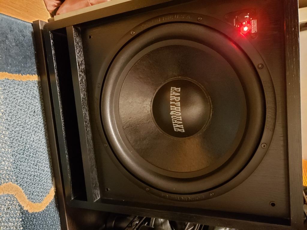 (清理玩具) Earthquake Sound FF12 Subwoofer, 音響器材, Soundbar、揚聲器、藍牙喇叭、耳擴