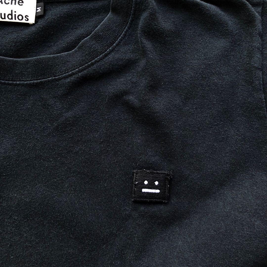 t shirt acne studio