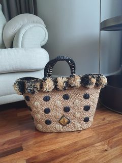 (Category: ) located in . Submitted by akc2020 (Listing ID 1092412761, Image 1). Description: .