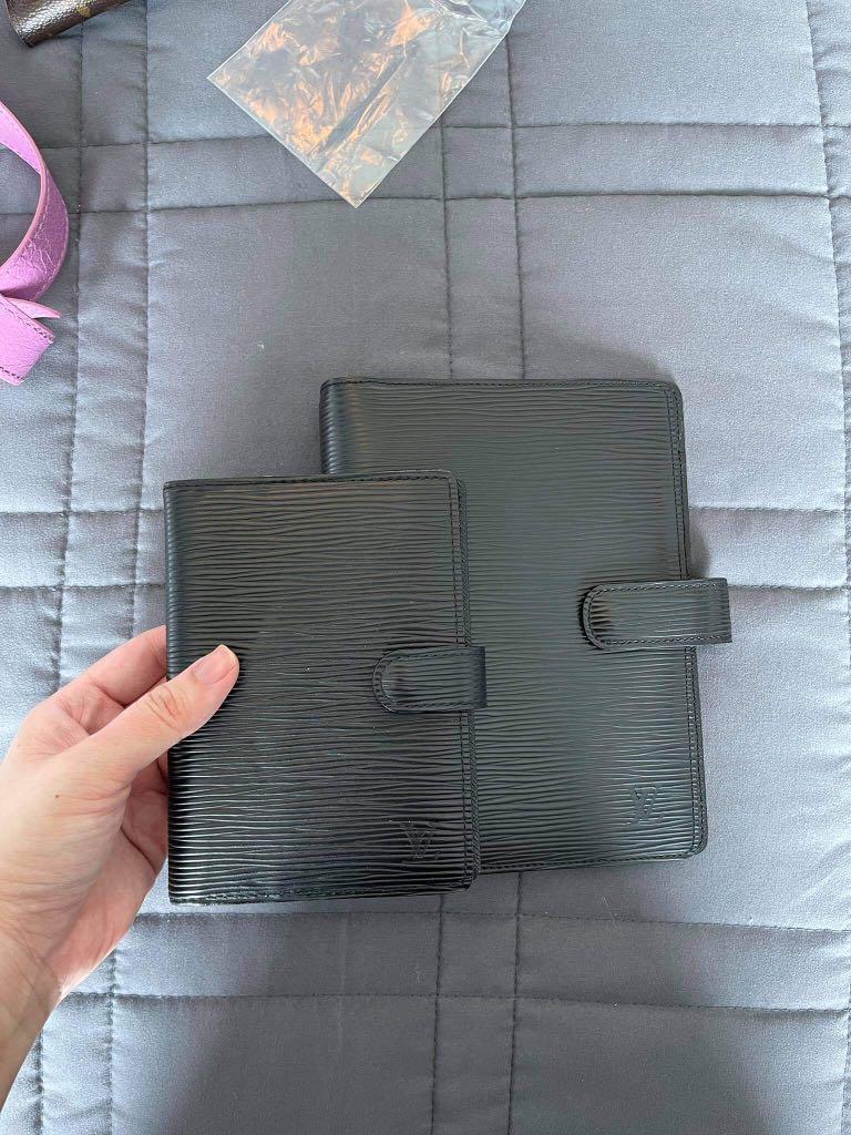 Authentic Louis Vuitton Epi Black Agenda in PM size (Category: Luxury Bags & Wallets) located in Pasig City. Submitted by palmd (Listing ID 1092433653, Image 1). Description: +1k if you want authentic LV papers Gift condition, just kept as gift but never been used, pristine condition Triple your money back guarantee.