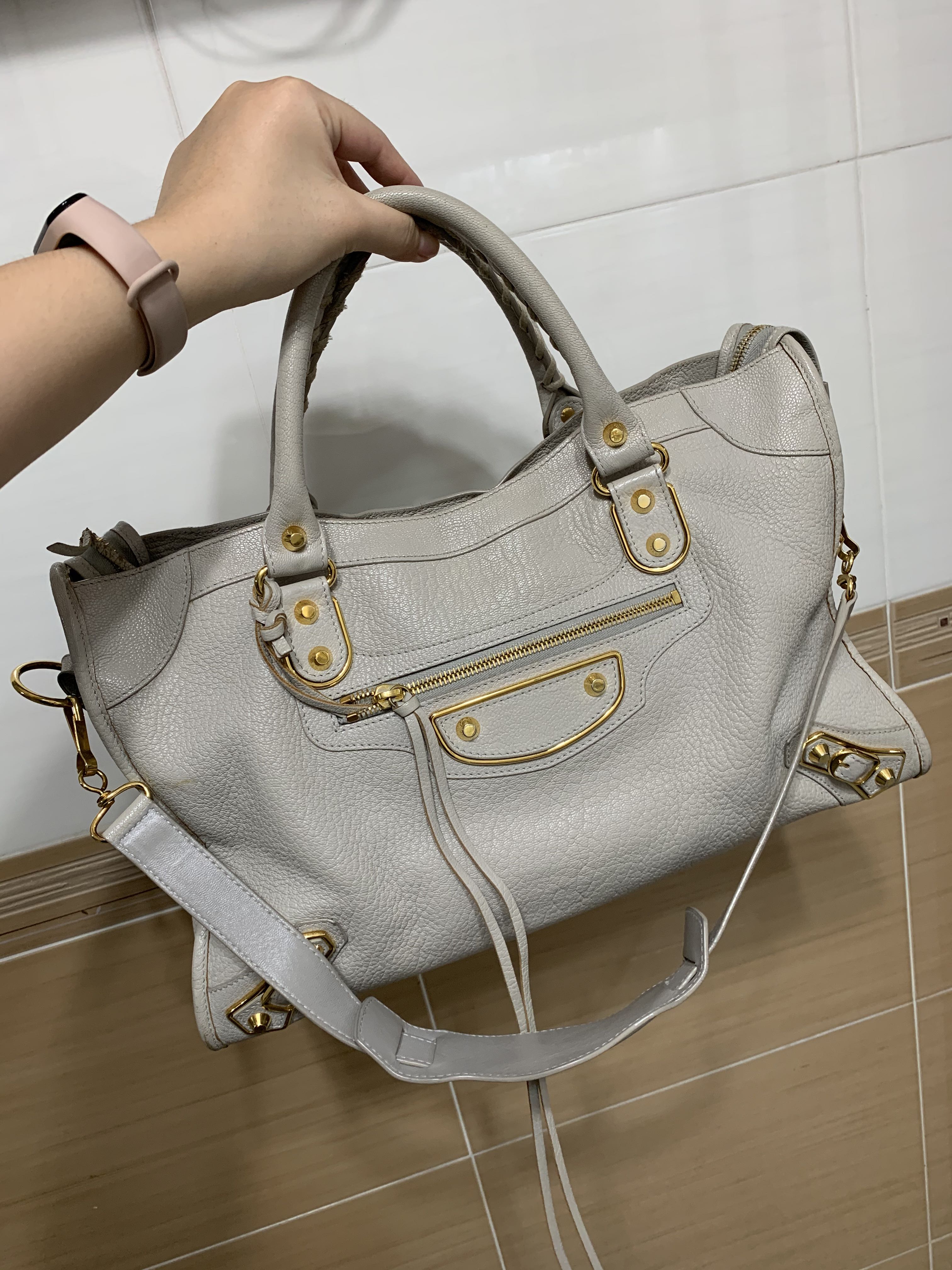 Balenciaga metallic hotsell edge medium