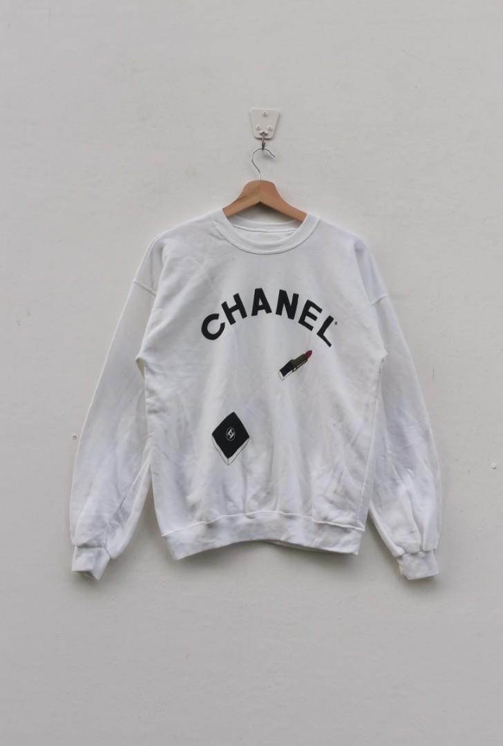 Chanel sweatshirt, Men's Fashion, Tops 