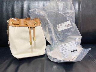 （分類：）位於 。 由 davinciearthon 提交（商品編號 1092377649，圖片 1）。簡介： 。
