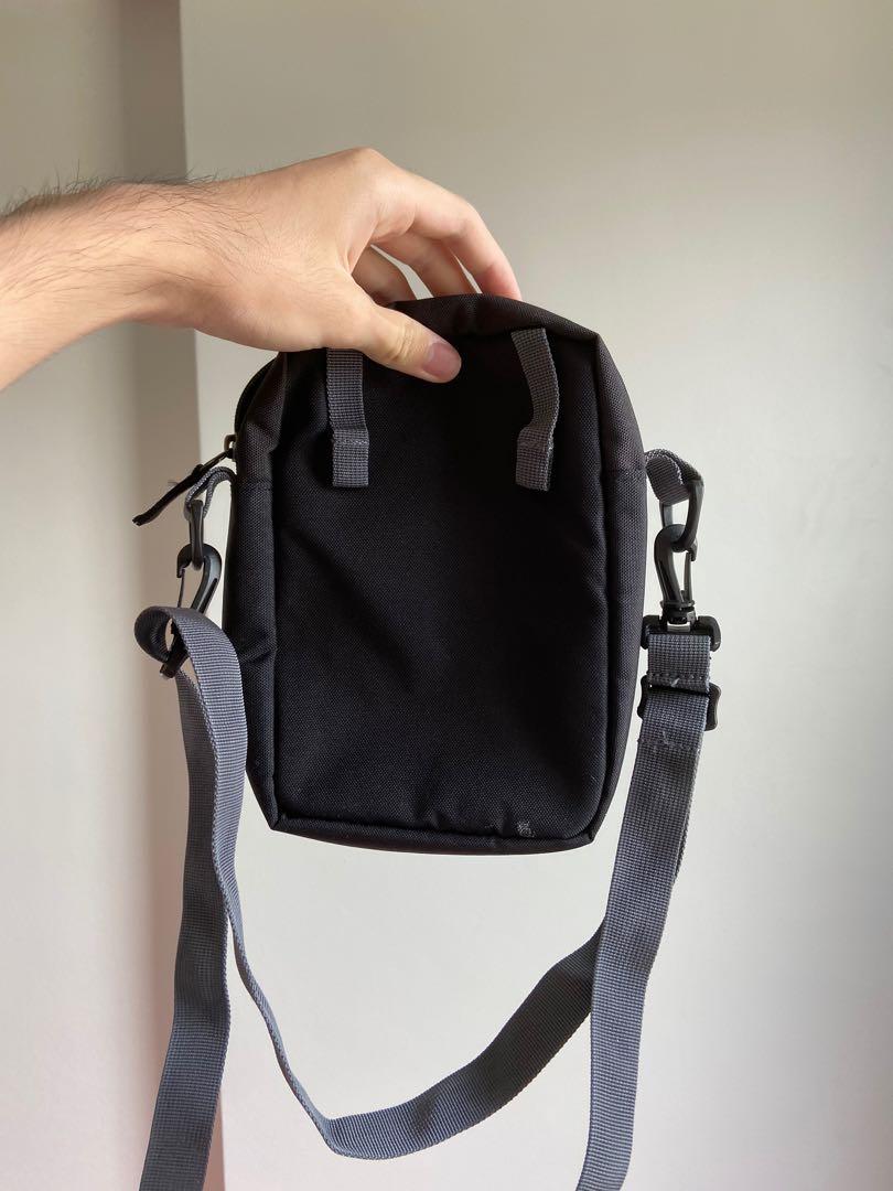 Columbia urban uplift side bag in black hotsell