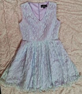 (Category: ) located in . Submitted by parisamber (Listing ID 1092431925, Image 1). Description: .
