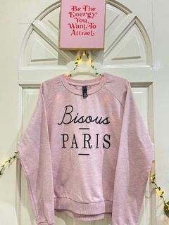(Category: ) located in . Submitted by aadyyycloset (Listing ID 1092533749, Image 1). Description: .