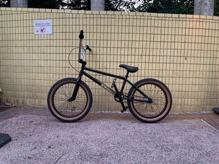 （分類：）位於 。 由 smol_jughead 提交（商品編號 1092563533，圖片 1）。簡介： 。