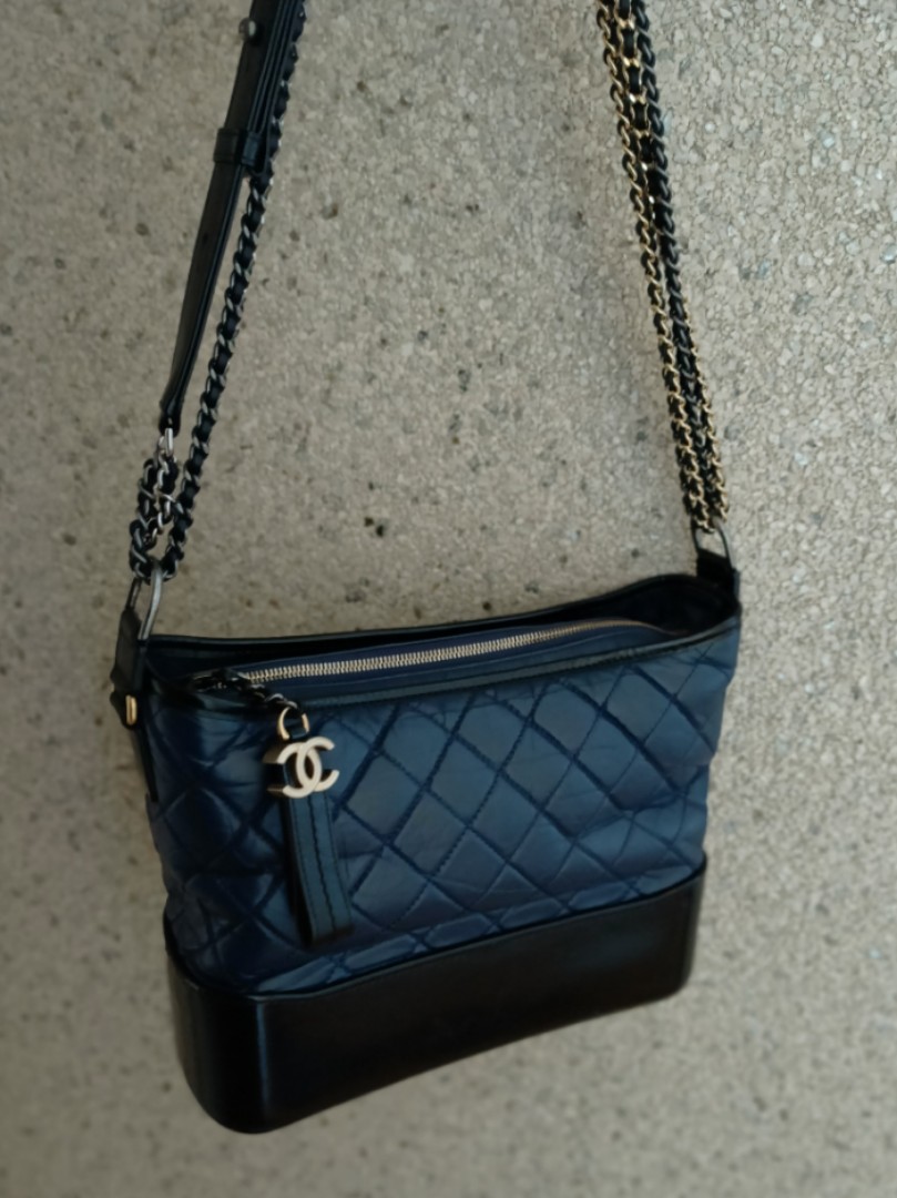 FULL SET WITH RECEIPT. Chanel Gabrielle hobo bag (navy medium), Luxury, Bags  & Wallets on Carousell