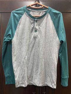 Gap long sleeves