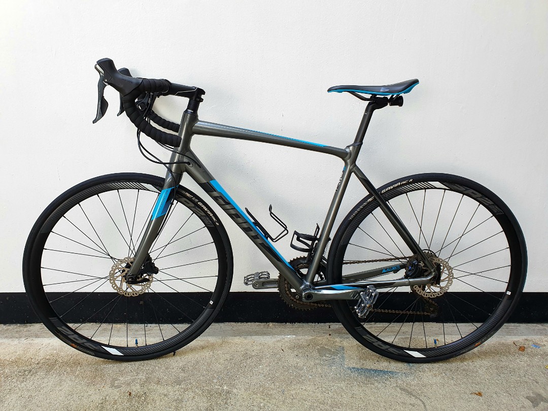 Giant CONTEND SL 2 Disc Road Bike 