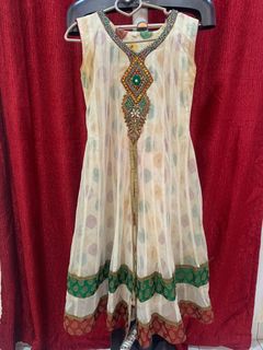 (Category: ) located in . Submitted by preloved4 (Listing ID 1092434319, Image 1). Description: .