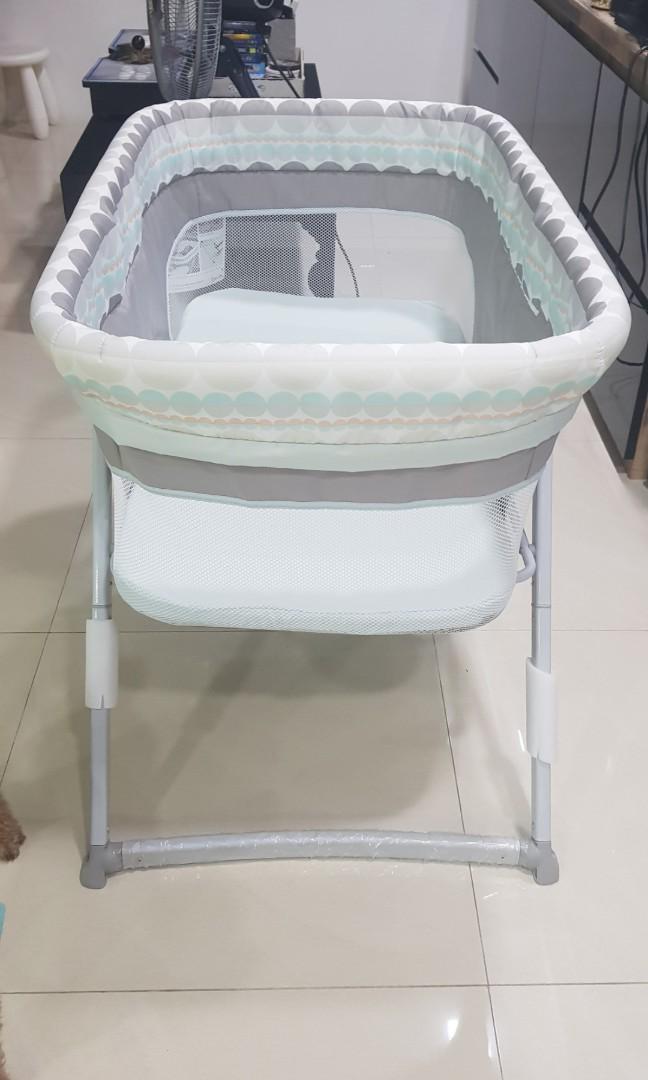 Ingenuity foldaway outlet rocking bassinet juniper