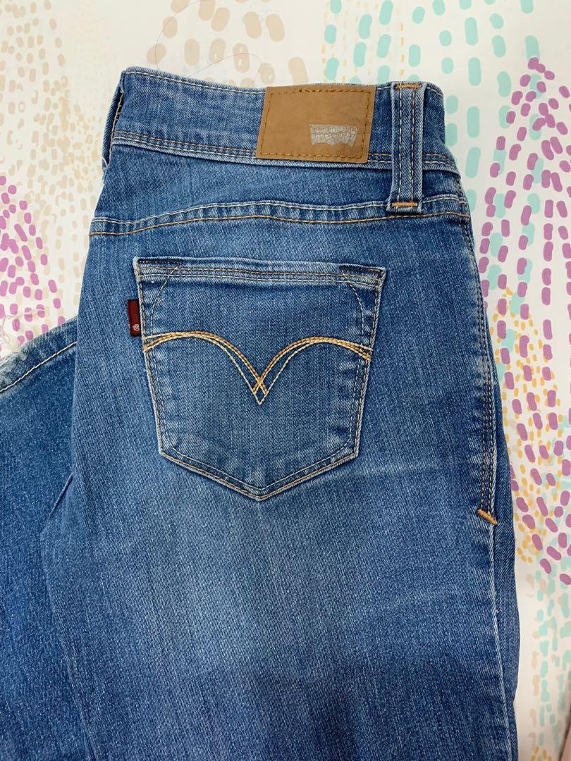 Levis Demi Curve Skinny bootcut, Women's Fashion, Bottoms, Jeans & Leggings  on Carousell