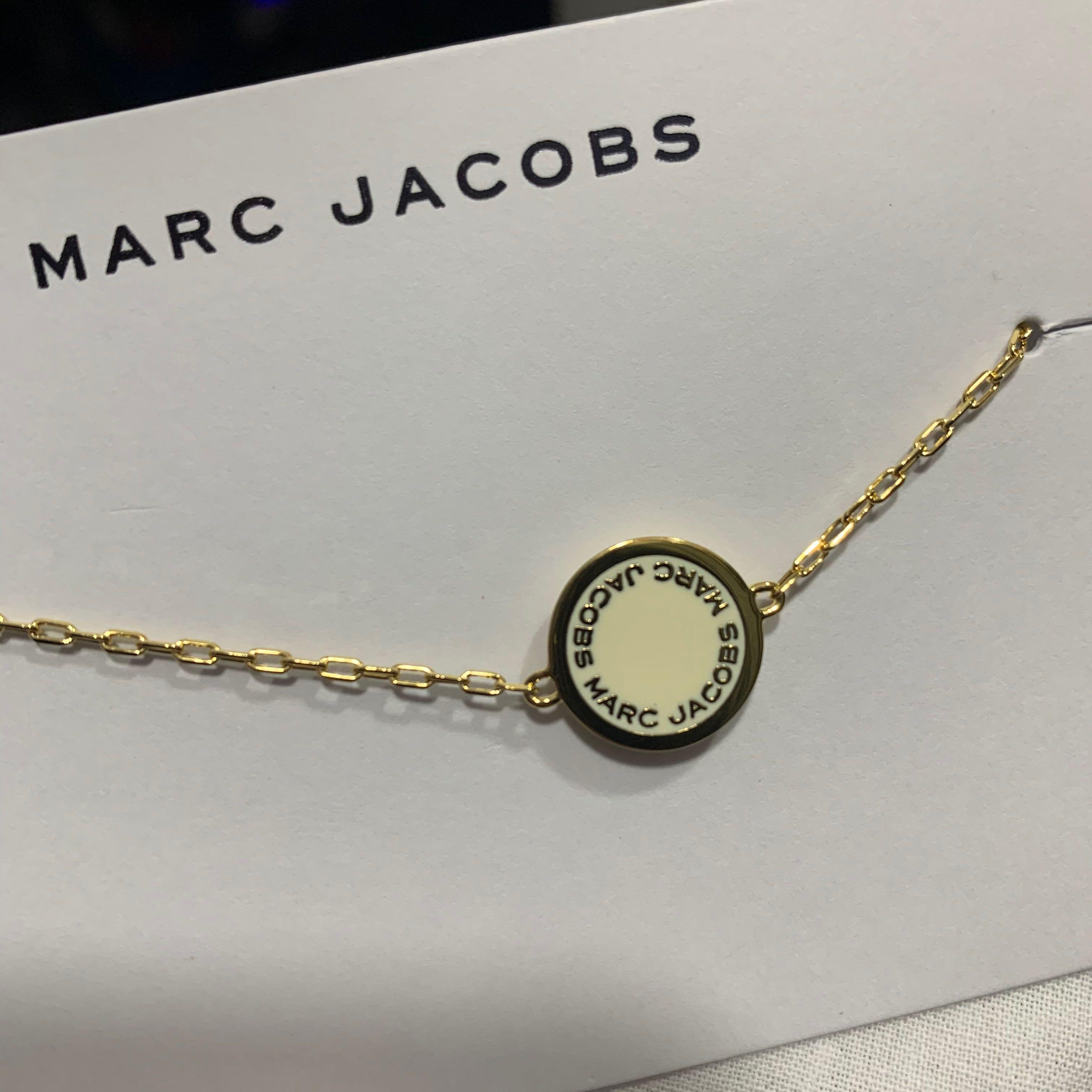 Marc jacobs enamel logo disc bracelet best sale