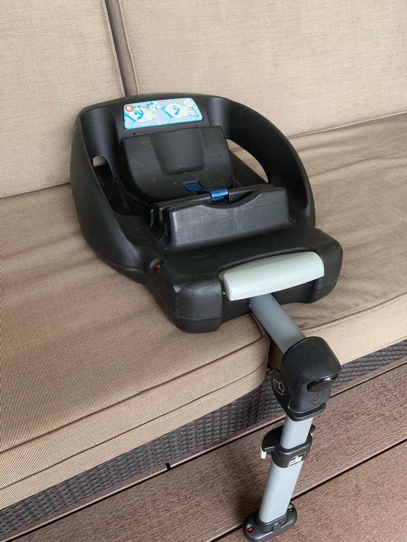 Maxi EasyBase 2, & Kids, Out, Car Seats on Carousell