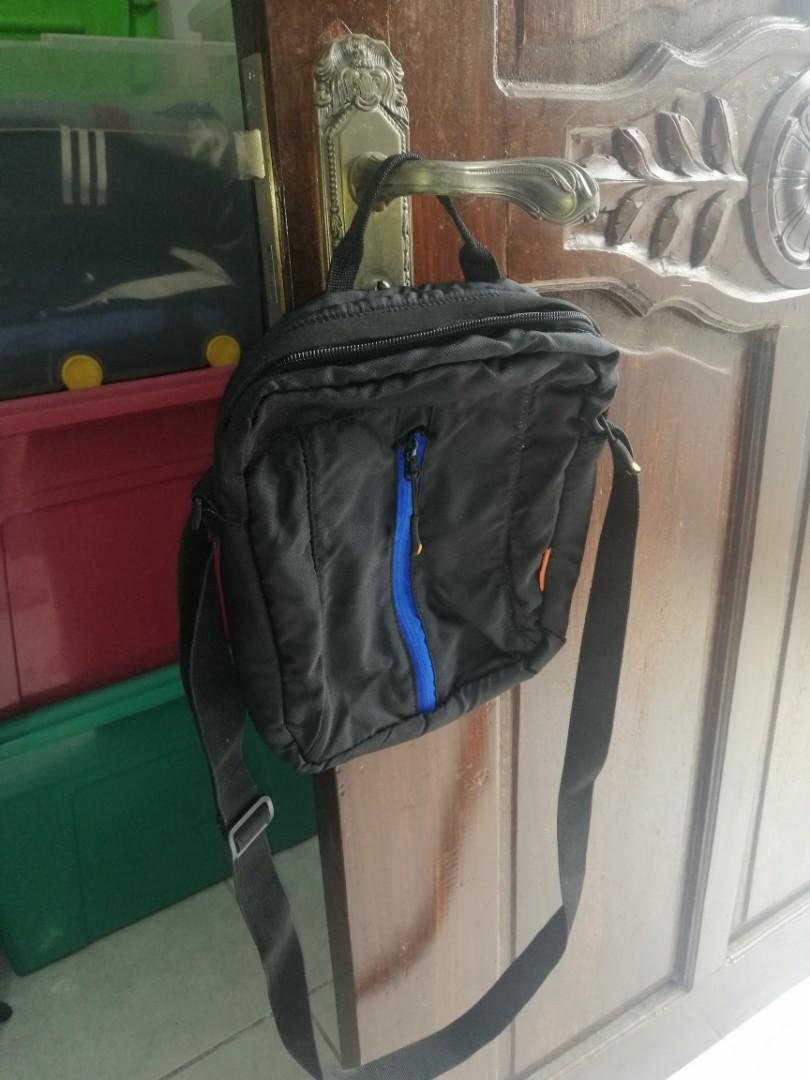 Merrell hotsell sling bag
