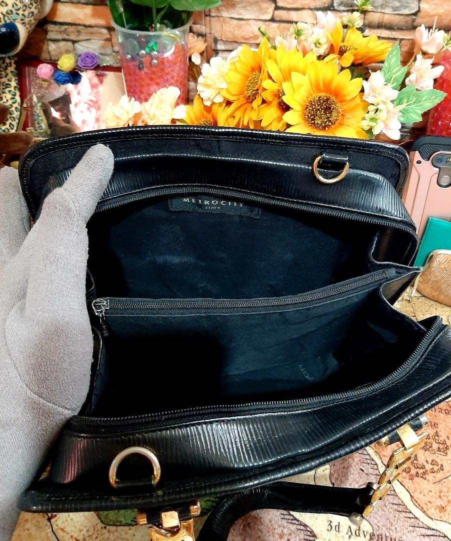 METRO CITY STAND ALONE BAG, Luxury, Bags & Wallets on Carousell