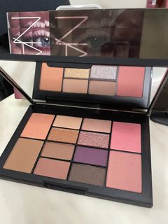 （分類：）位於 。 由 siulenqueen 提交（商品編號 1092560767，圖片 1）。簡介： 。