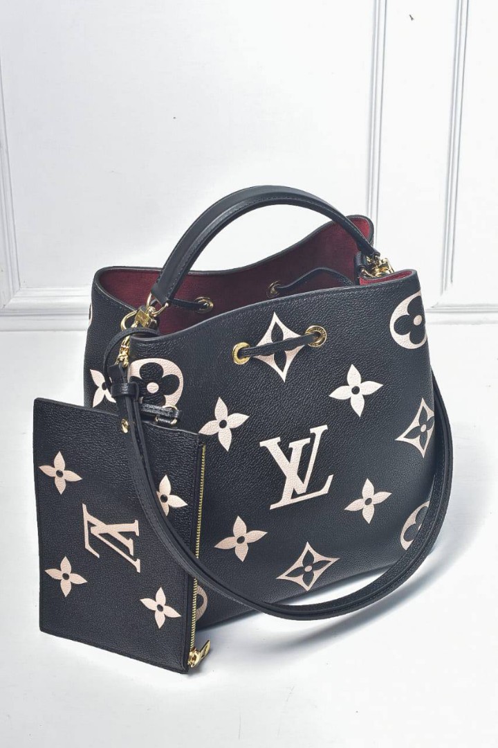 Louis Vuitton Exclusive Prelaunch Neonoe MM Bucket Bag Black Monogram  Empreinte Leather M45256 Replica-Replica Louis Vuitton Neonoe MM Exclusive  Prelaunch Noir Monogram Empreinte Leather M45256
