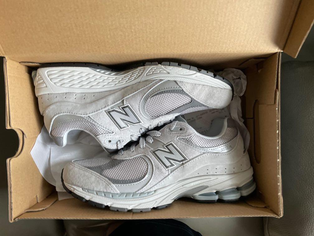 New balance 2002 r0 clearance