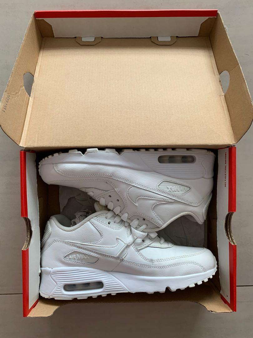 Nike Air Max 90, Women's Fashion, Footwear, Sneakers on Carousell